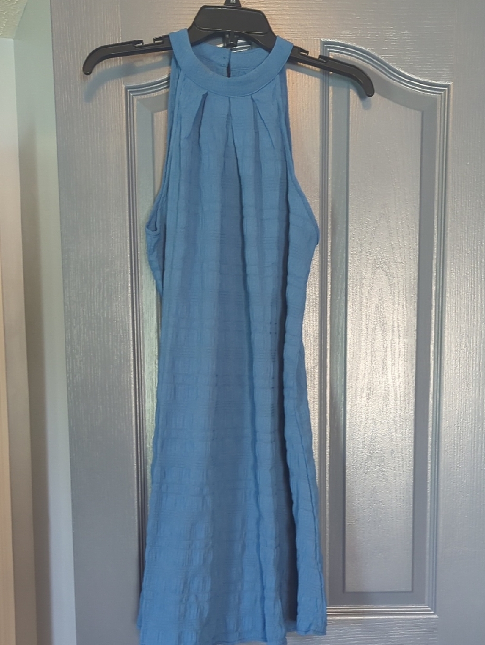 Sleeveless High-Neck Blue Textured Dress
